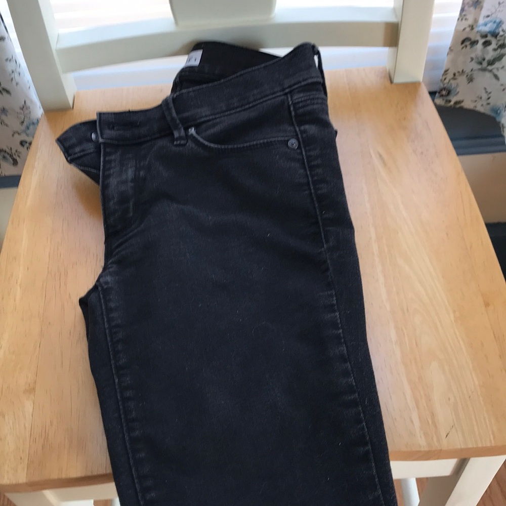 Black skinny jeans